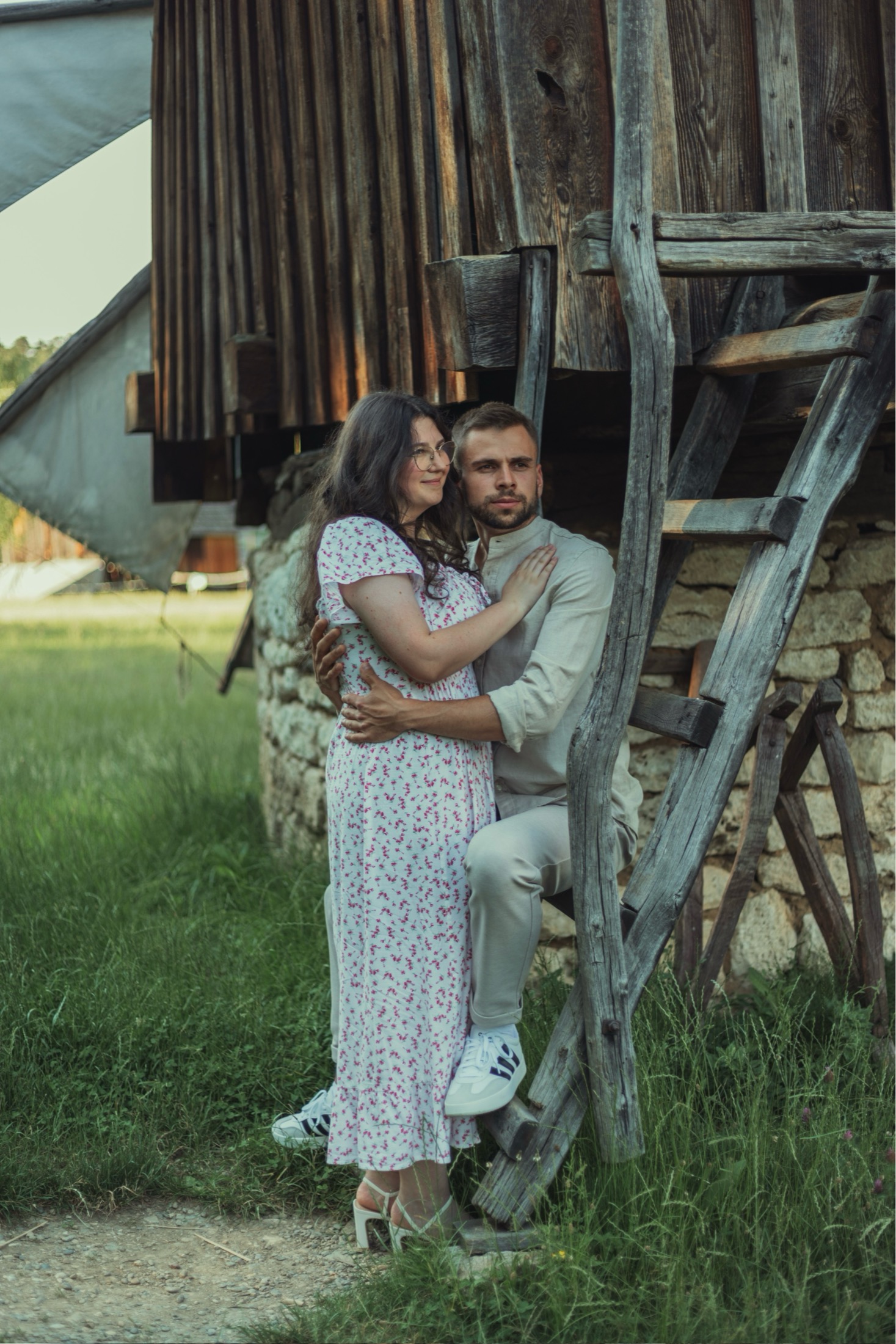 Corina și Ieronim într-un cadru romantic